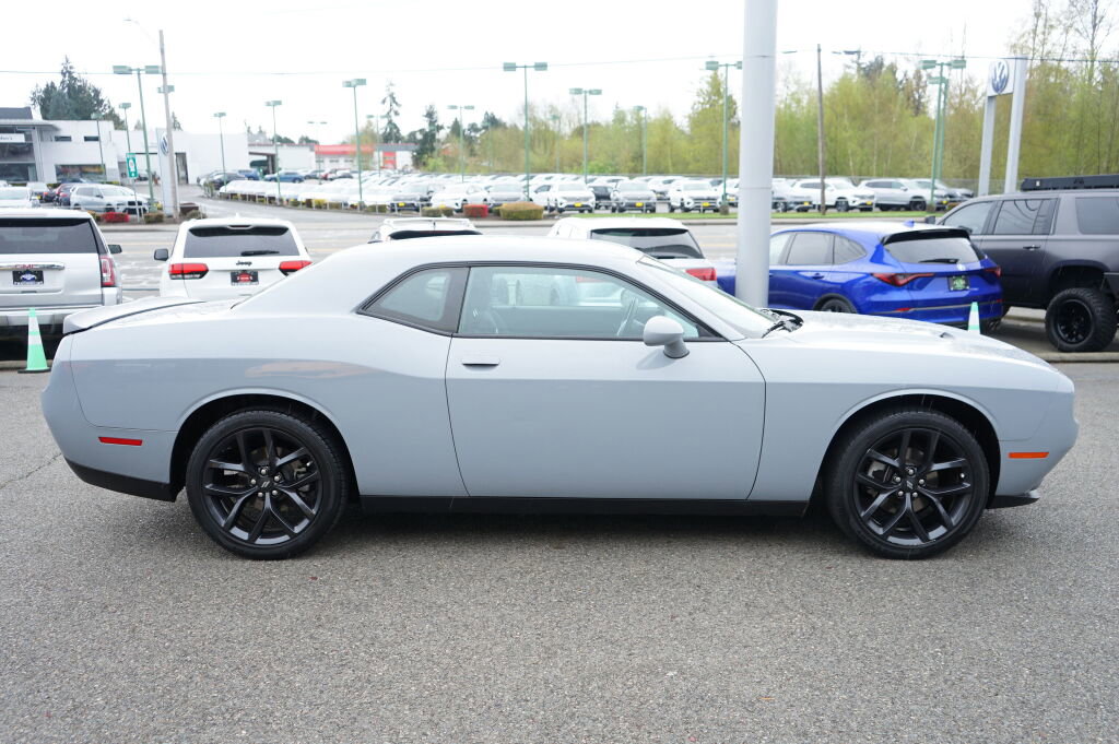 Used 2022 Dodge Challenger SXT w/ Blacktop Package image 6