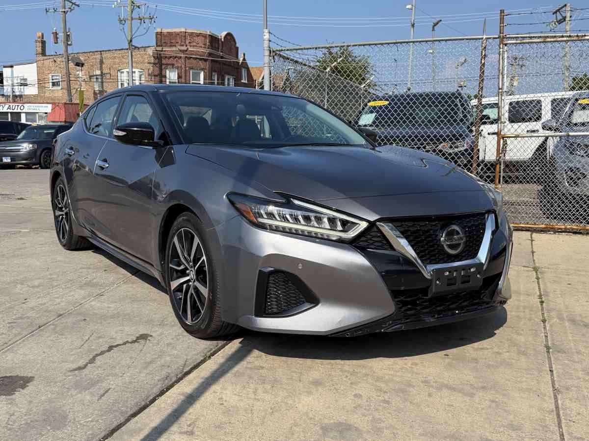 Used 2022 Nissan Maxima SL FWD image 3