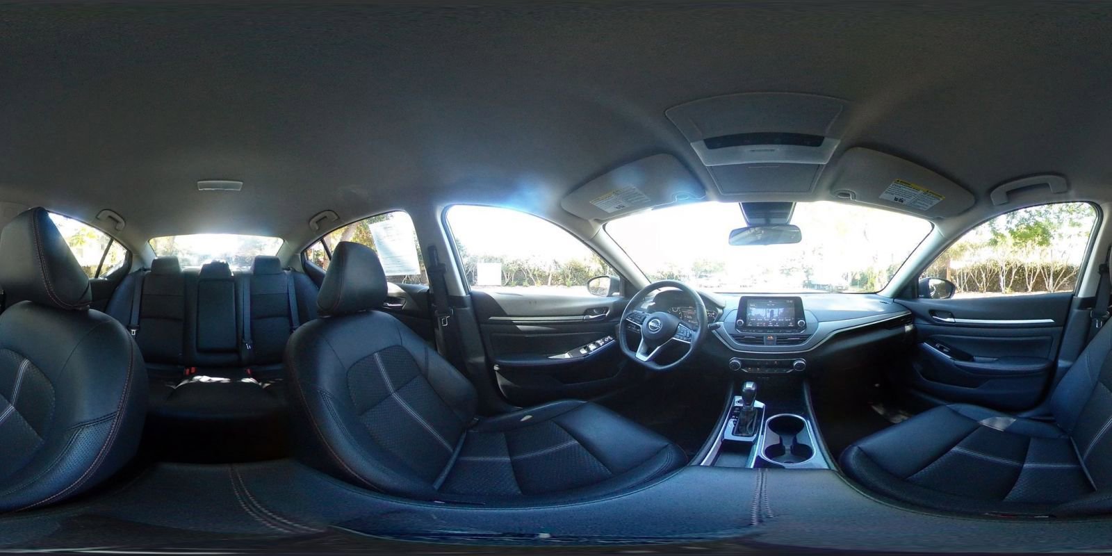 Used 2025 Nissan Altima 2.5 SR image 41