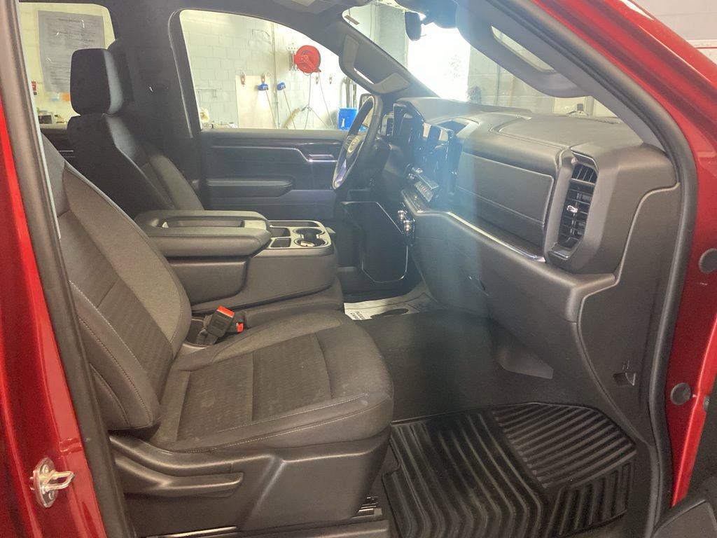 Used 2024 GMC Sierra 1500 Elevation image 16
