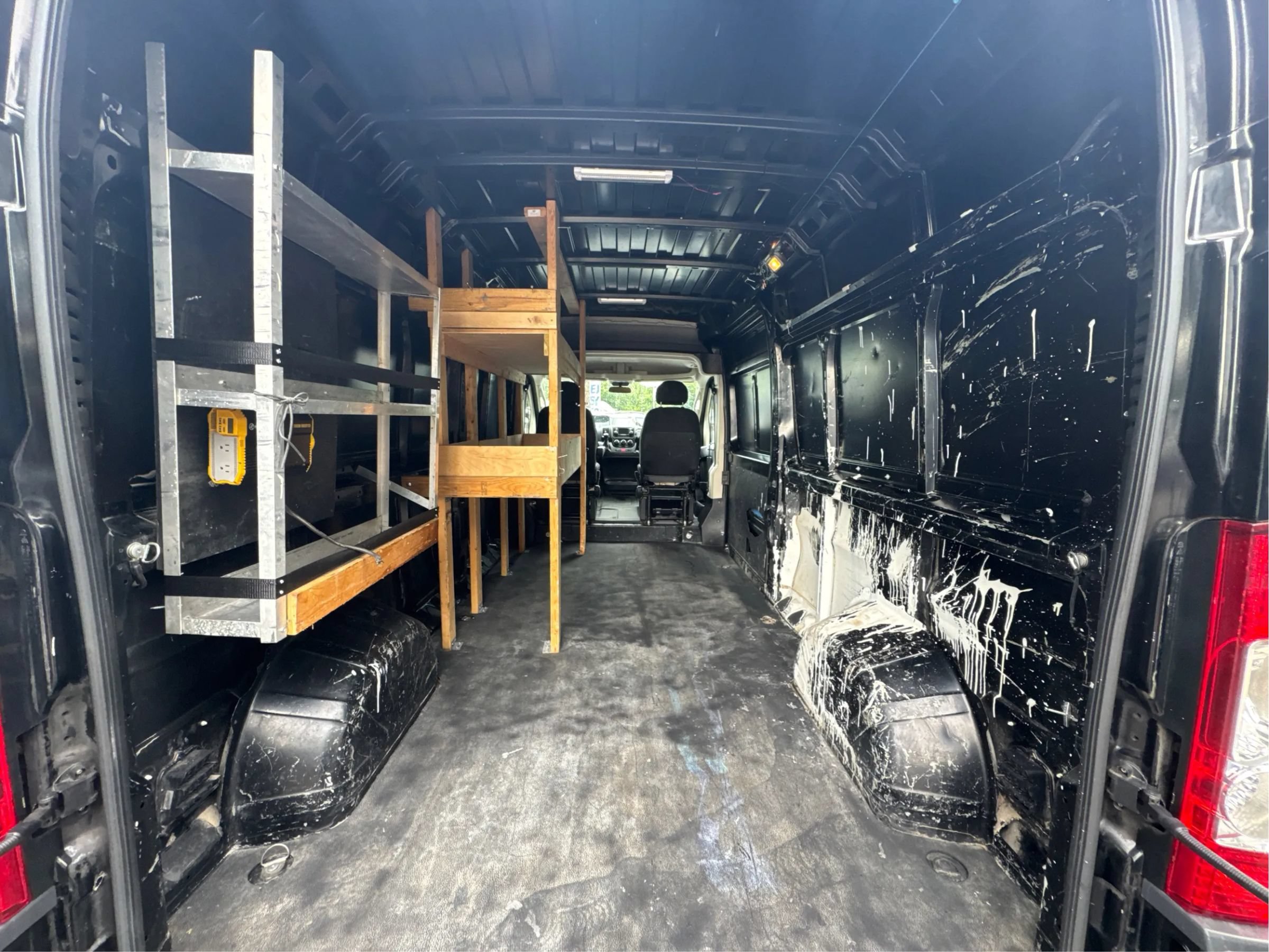Used 2017 RAM ProMaster 2500 w/ Premium Appearance Group FWD image 20