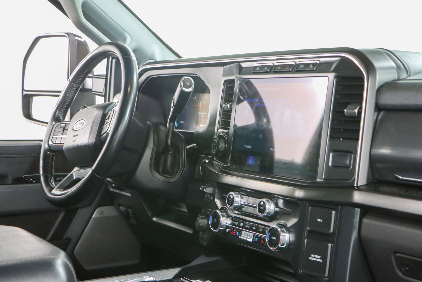 Used 2024 Ford F250 Lariat w/ Lariat Ultimate Package image 28