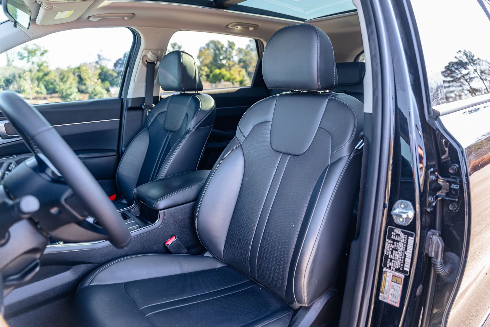 Used 2023 Kia Sorento S w/ Panoramic Sunroof Package image 20