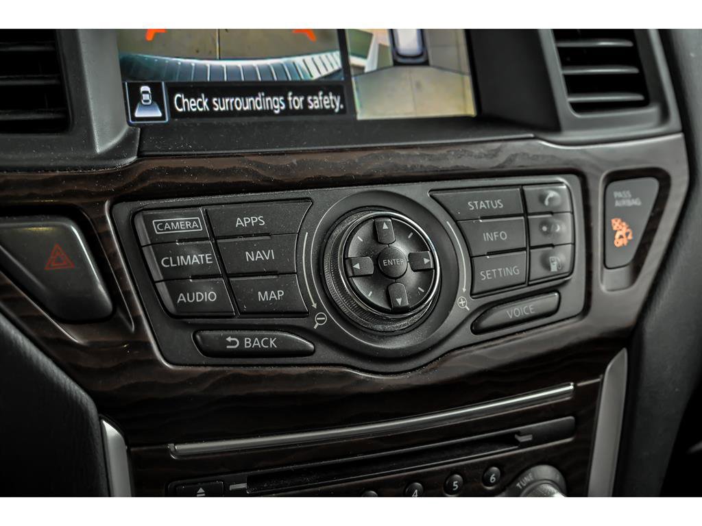 Used 2019 Nissan Pathfinder Platinum image 21