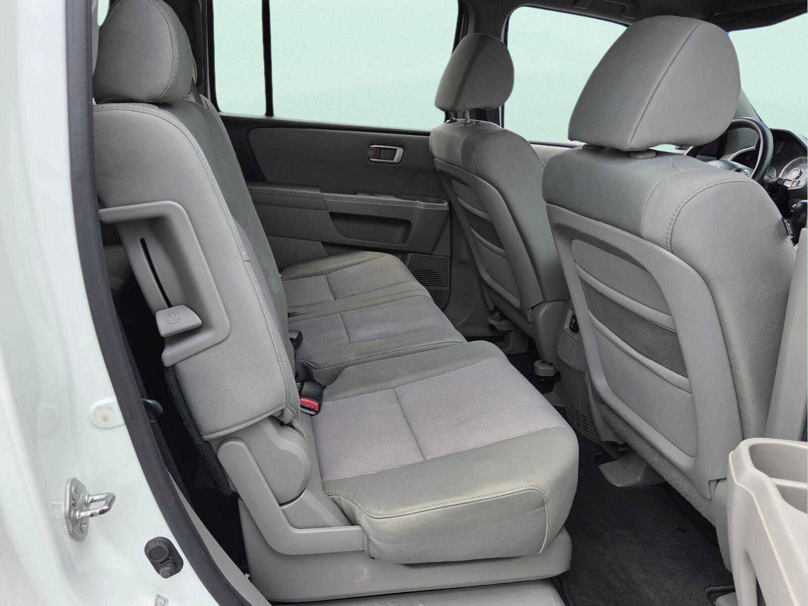 Used 2011 Honda Pilot EX image 15