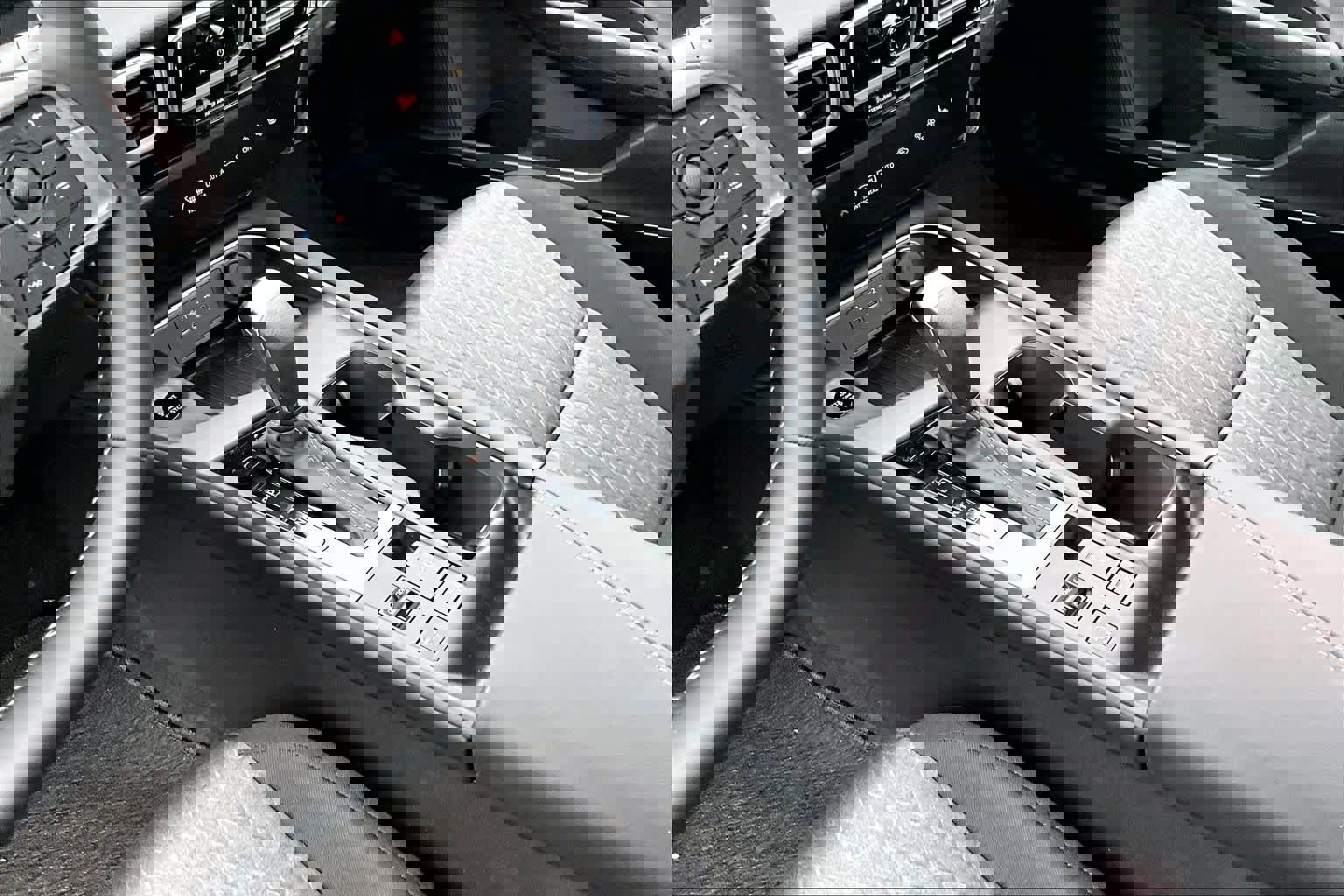 New 2026 Nissan Sentra SV image 7