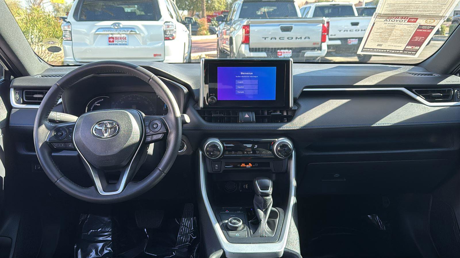 Certified 2025 Toyota RAV4 SE image 7