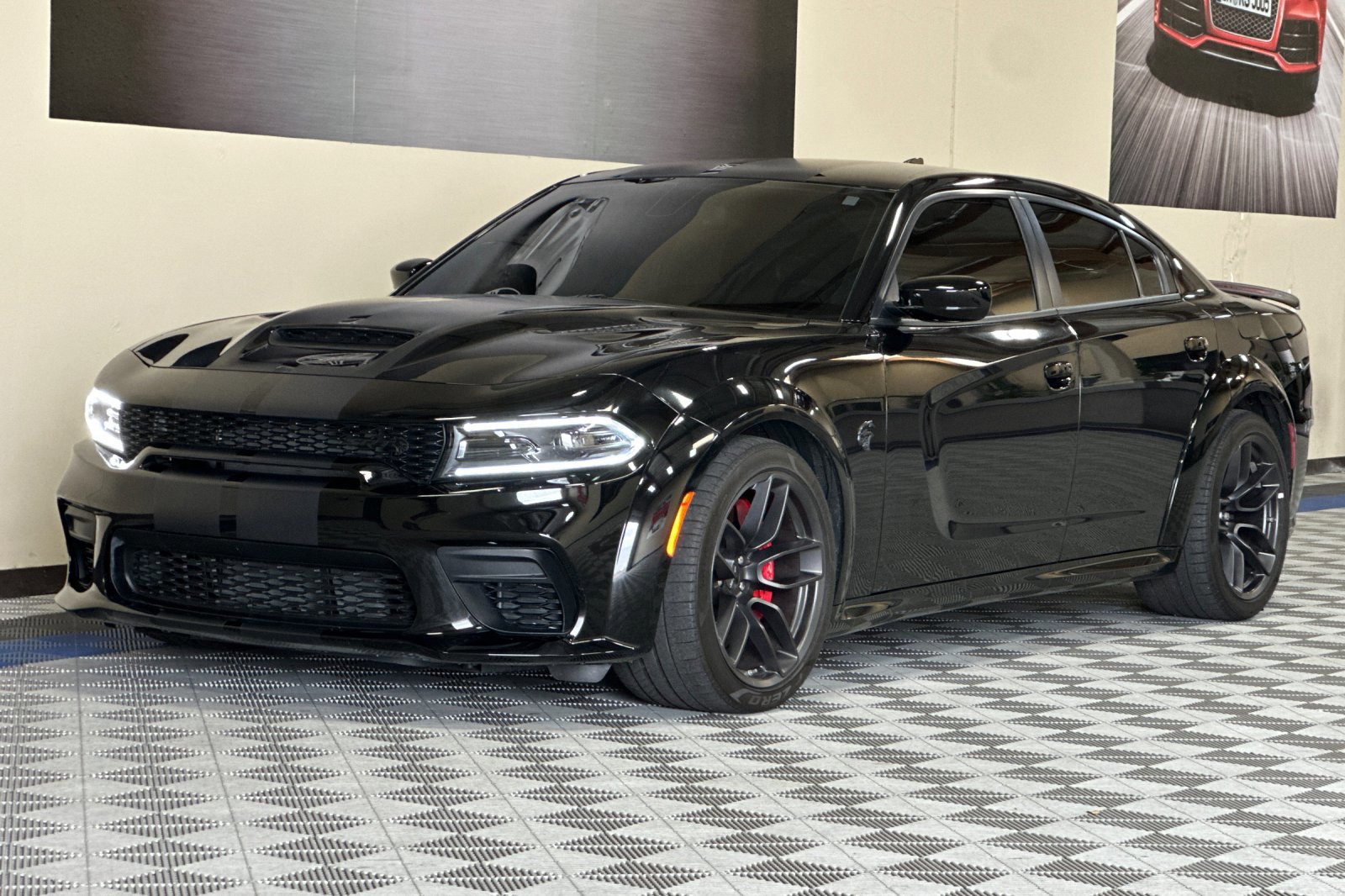 Used 2023 Dodge Charger SRT Hellcat w/ Harman/Kardon Audio Group image 8