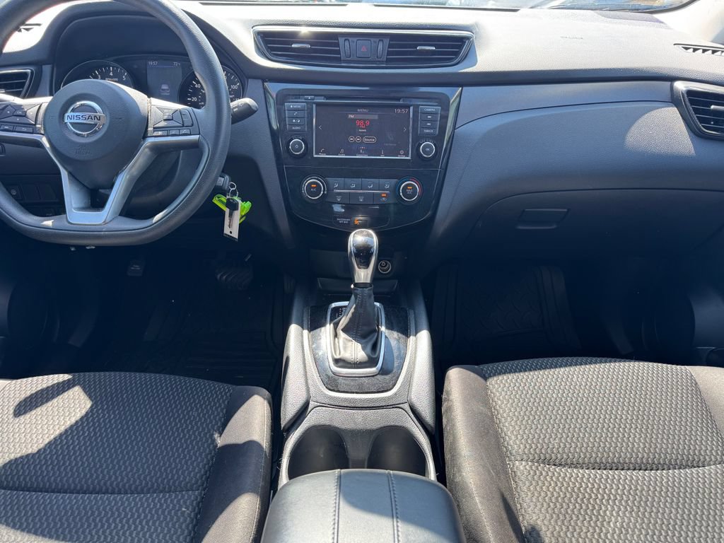Used 2020 Nissan Rogue Sport S FWD image 9