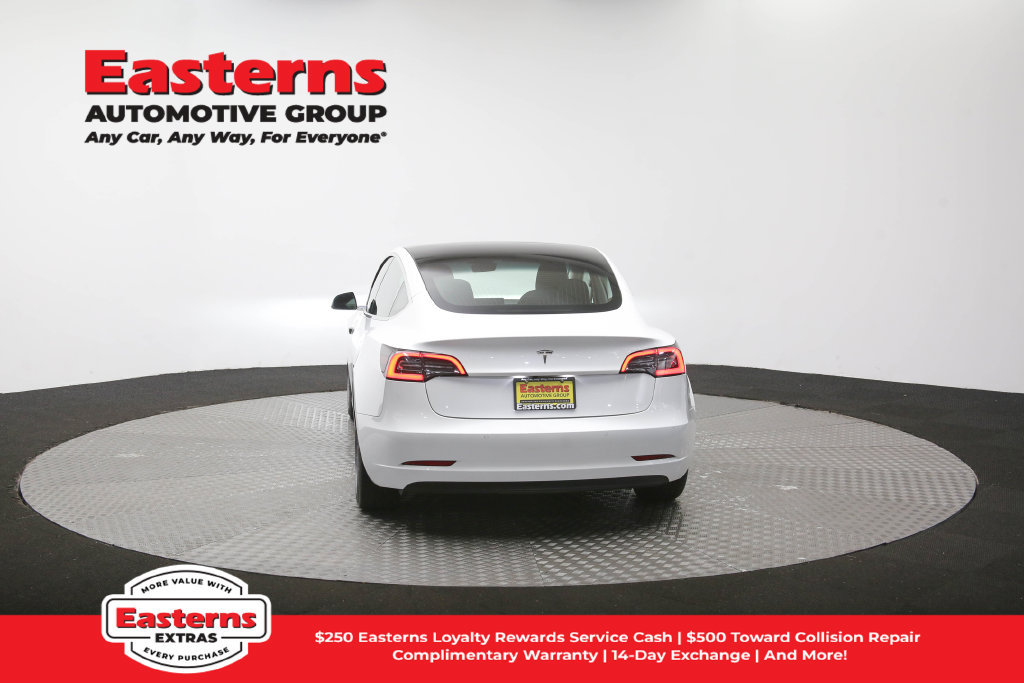 Used 2020 Tesla Model 3 Standard Range RWD image 33