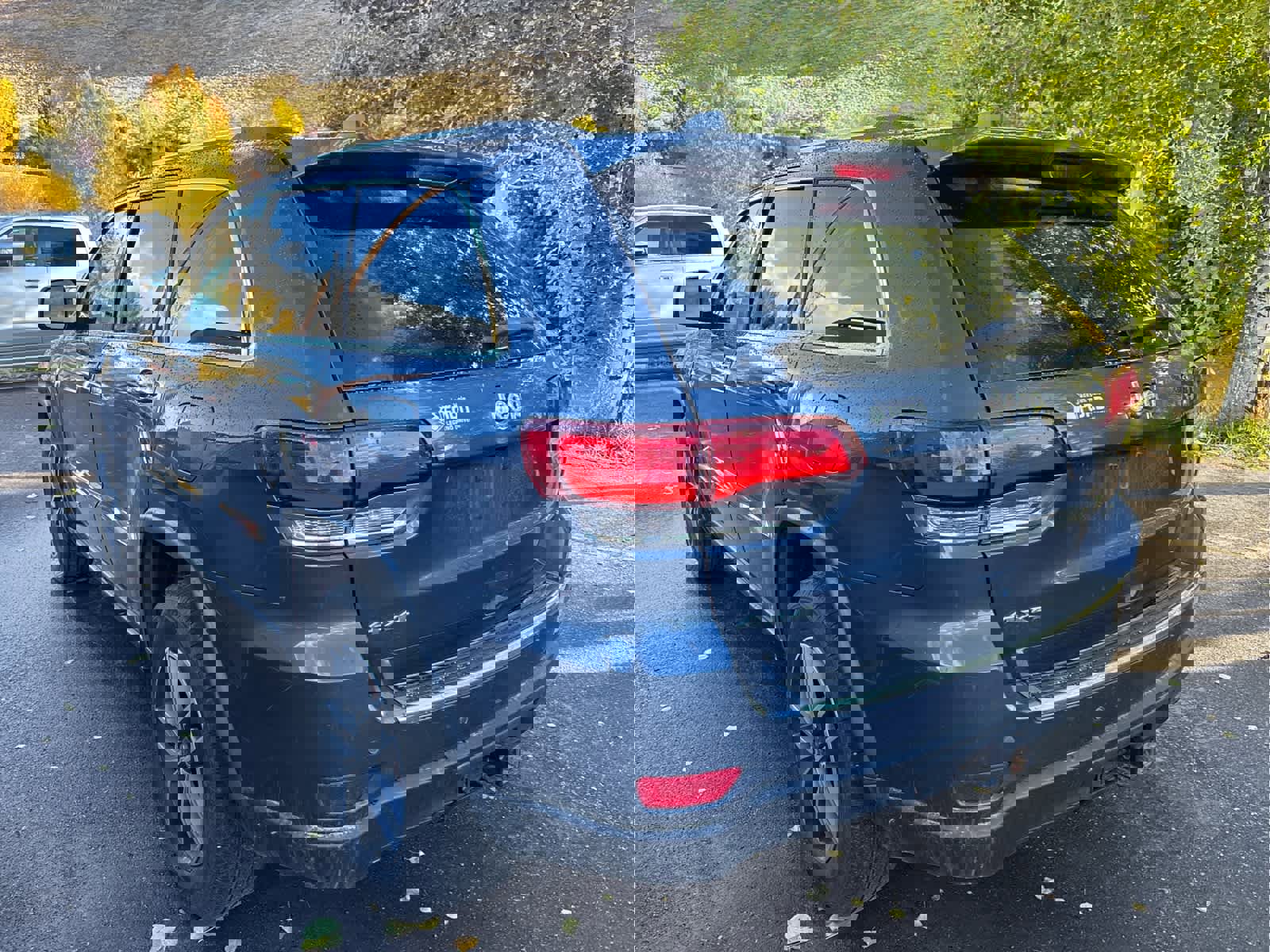 Used 2020 Jeep Grand Cherokee Limited w/ Trailer Tow Group IV image 4