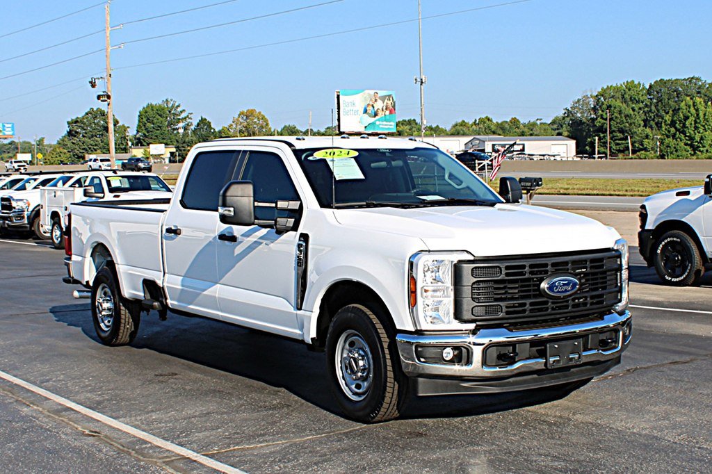 Used 2024 Ford F350 XL w/ 360-Degree Camera Package RWD image 2