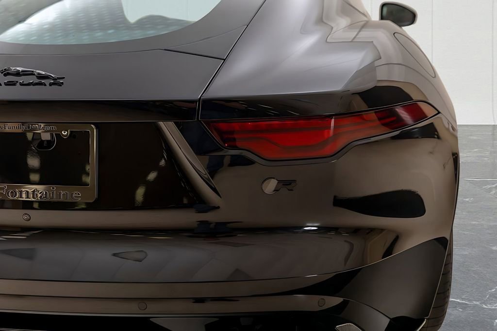 Used 2024 Jaguar F-TYPE R AWD/4WD image 15