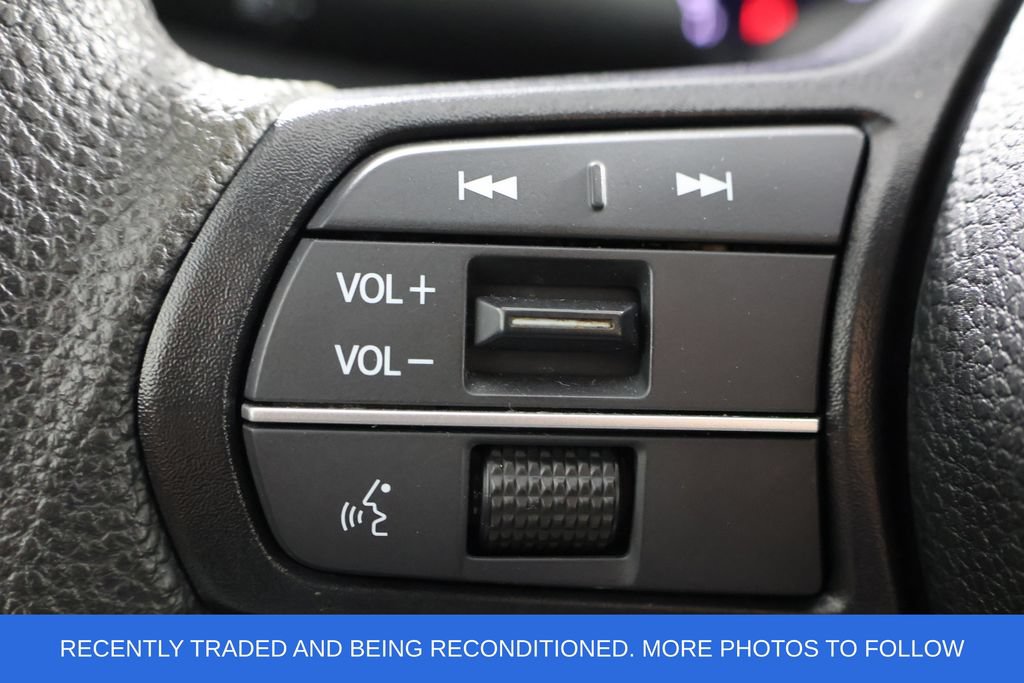 Used 2025 Honda Accord SE image 11