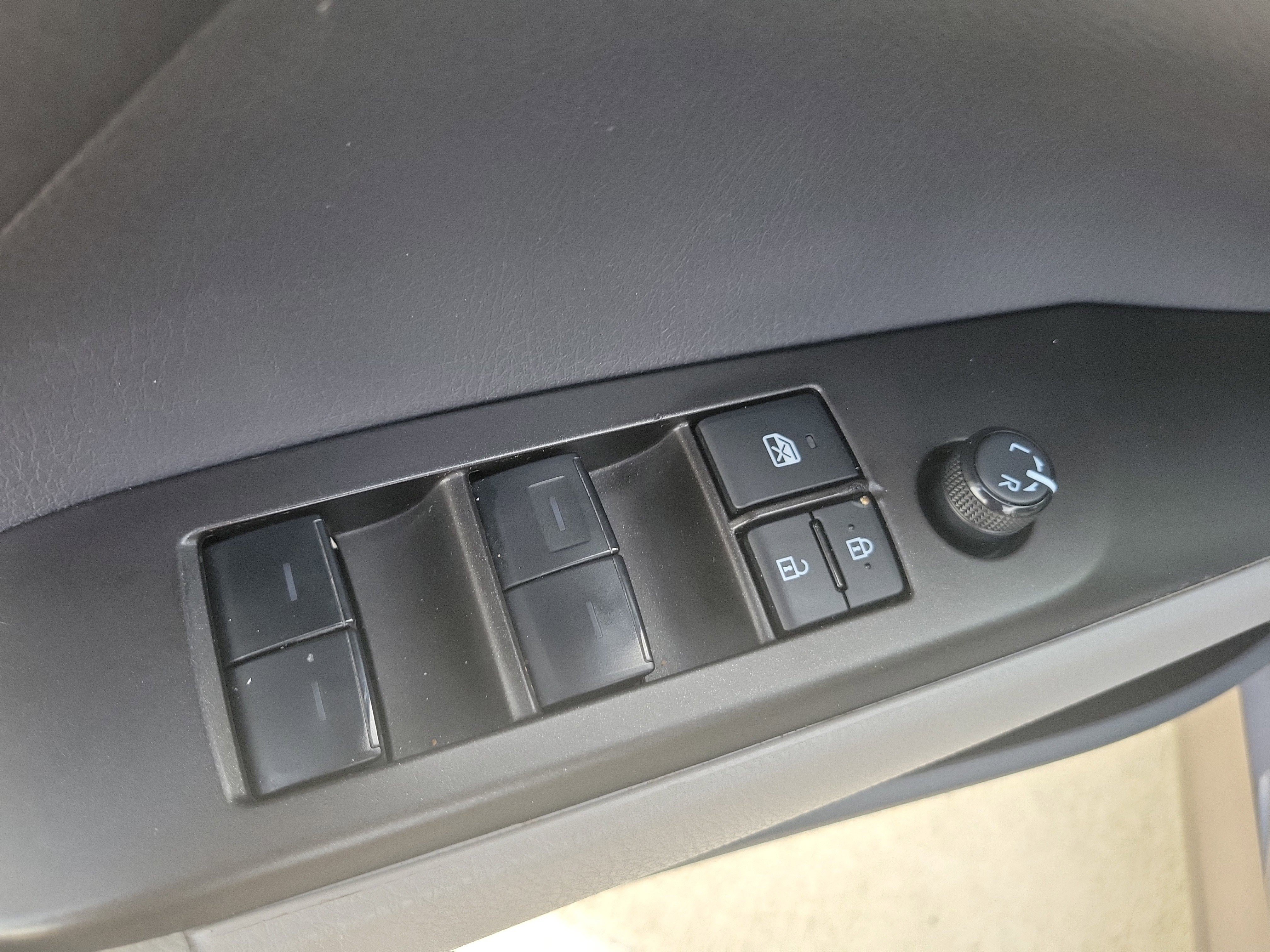 Used 2023 Toyota Camry LE FWD image 21