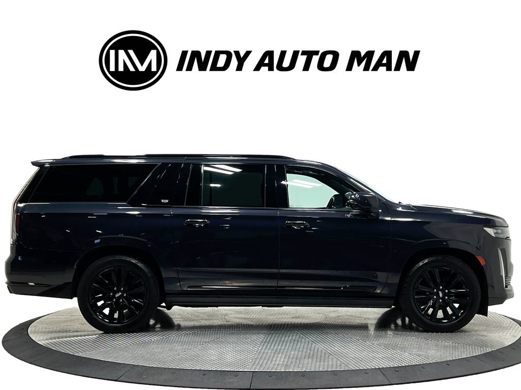 Used 2022 Cadillac Escalade ESV Sport Platinum AWD/4WD image 3