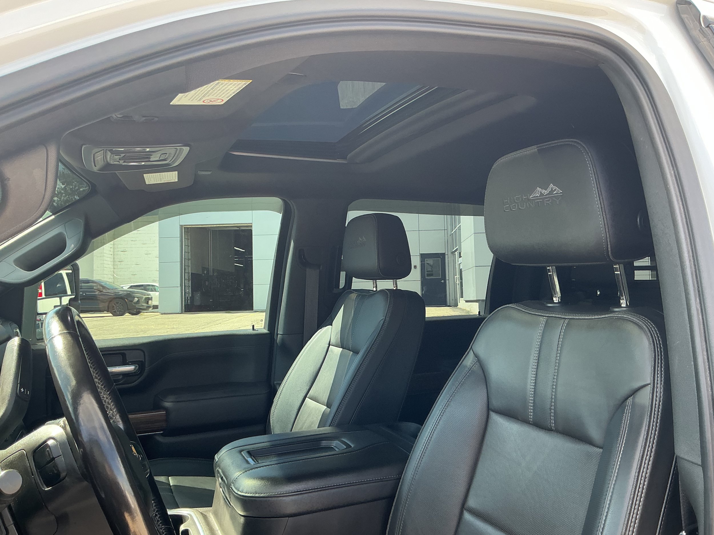Certified 2022 Chevrolet Silverado 2500 High Country w/ Z71 Off-Road Package AWD/4WD image 7