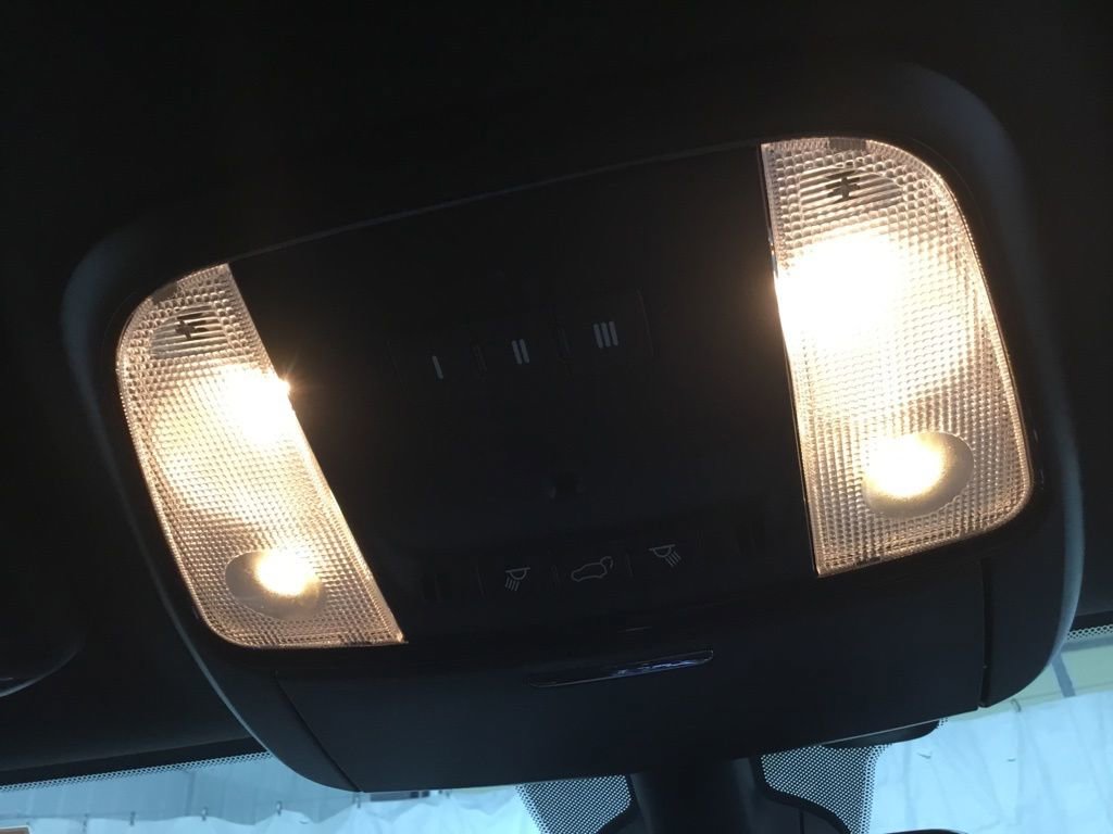 Used 2023 Dodge Durango GT image 34