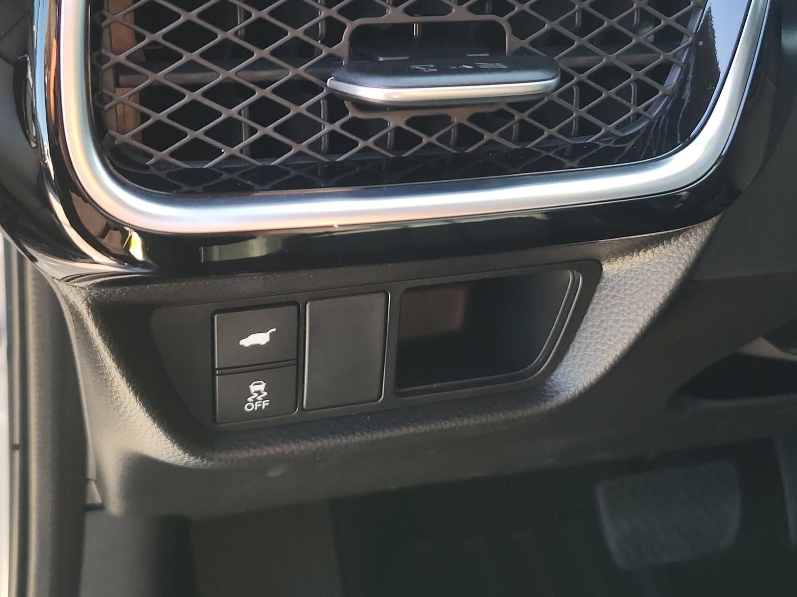 Used 2026 Acura ADX FWD image 18