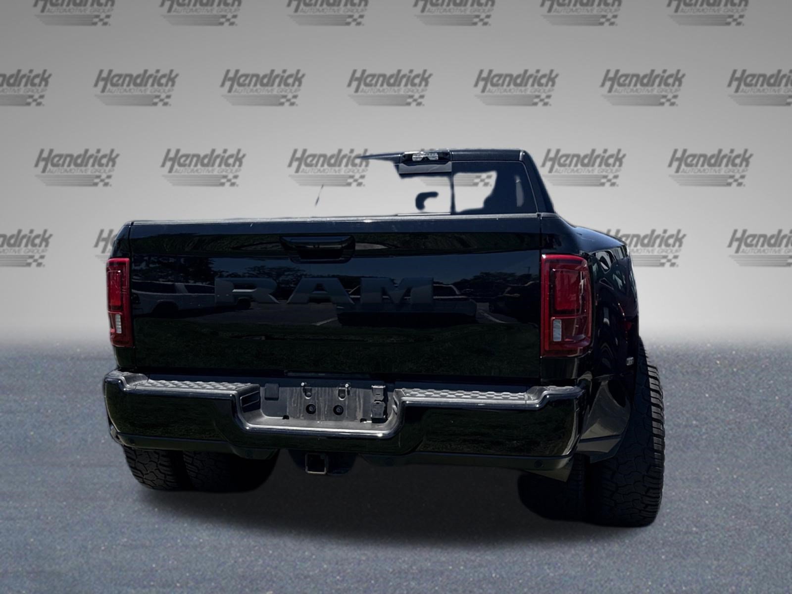 Used 2026 RAM 3500 Laramie AWD/4WD image 7