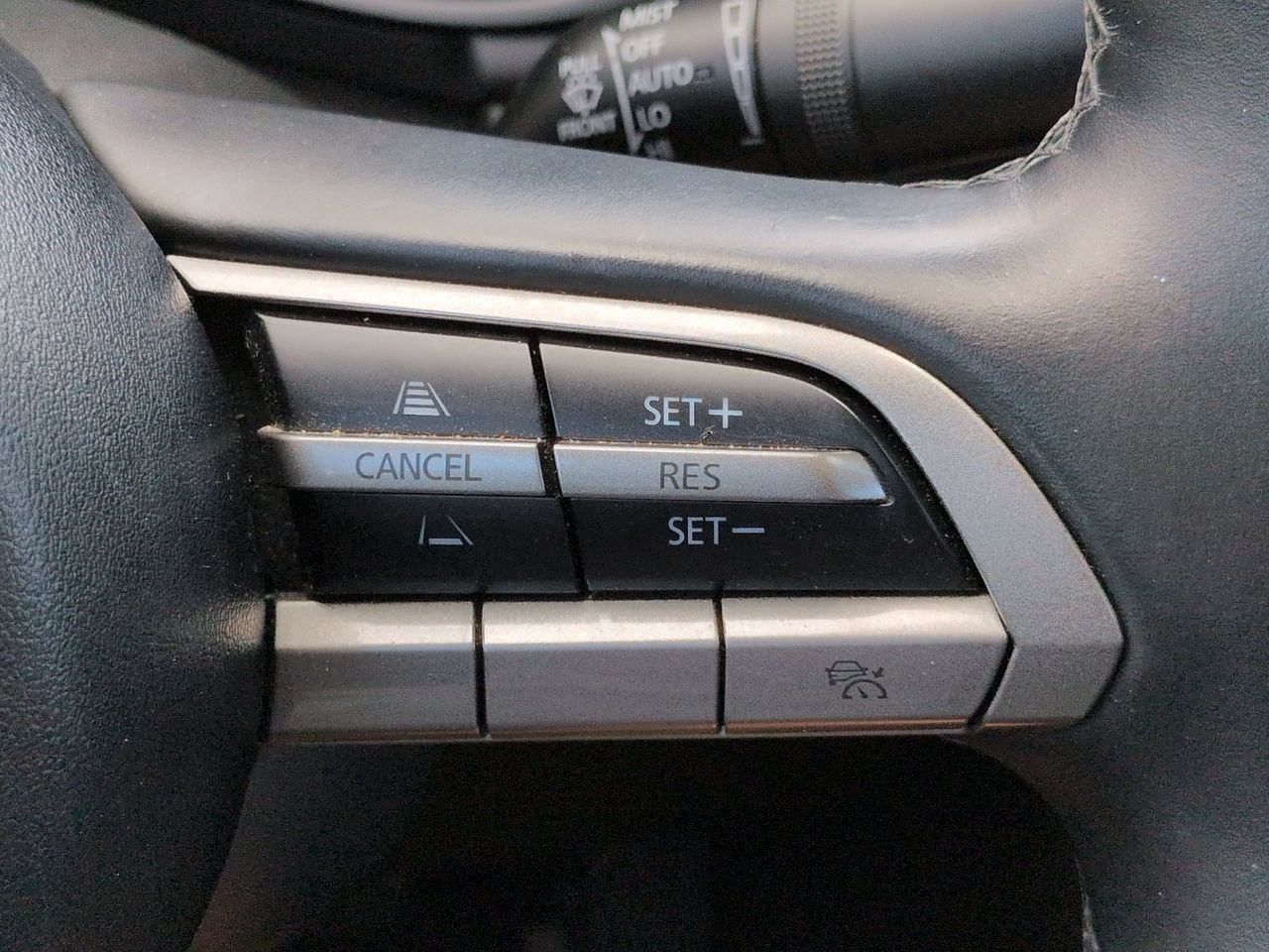 Used 2021 MAZDA MAZDA3 s FWD image 24