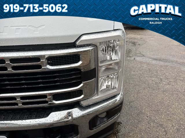 New 2026 Ford F350 XL w/ XL Chrome Package AWD/4WD image 11
