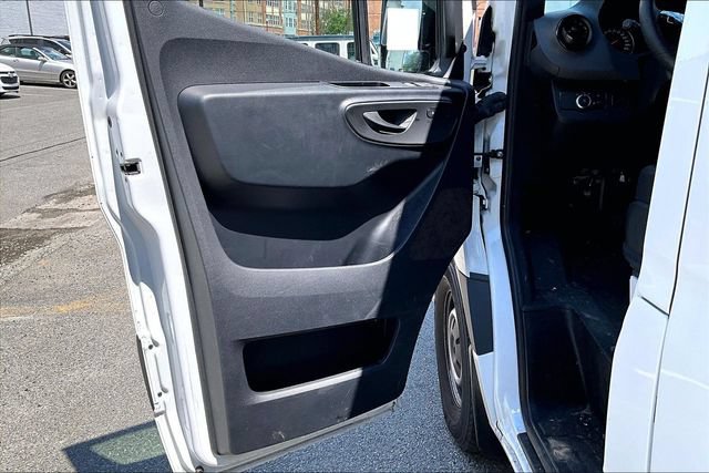 Used 2025 Mercedes-Benz Sprinter 2500 image 12