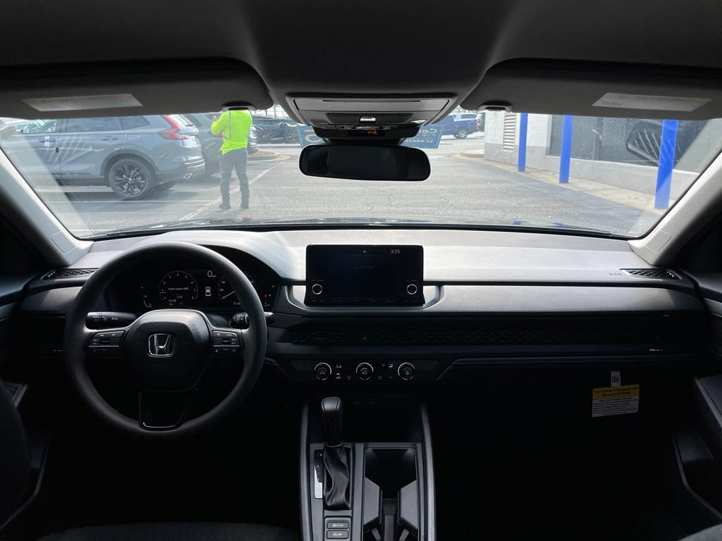 Certified 2025 Honda Accord LX image 10