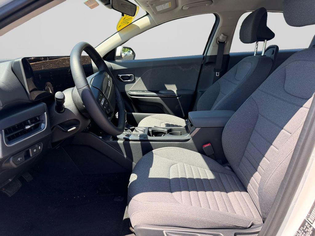 Certified 2025 Kia K4 EX FWD image 10