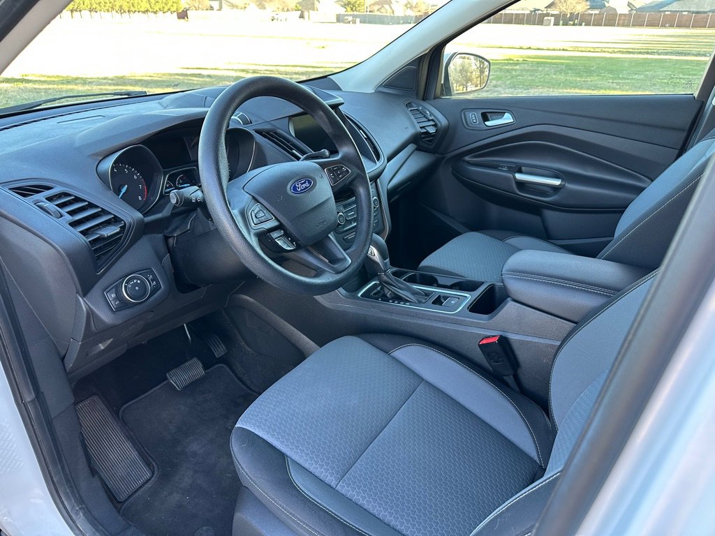 Used 2019 Ford Escape SE image 7