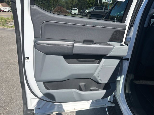 Used 2022 Ford F150 XLT w/ Equipment Group 302A High AWD/4WD image 22