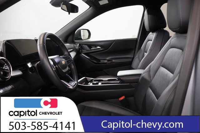 Used 2026 Chevrolet Equinox LT w/ Convenience Package II FWD image 12