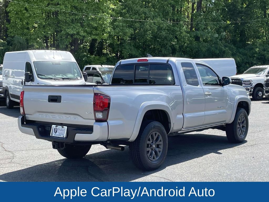 Used 2022 Toyota Tacoma SR5 w/ Technology Package RWD image 8