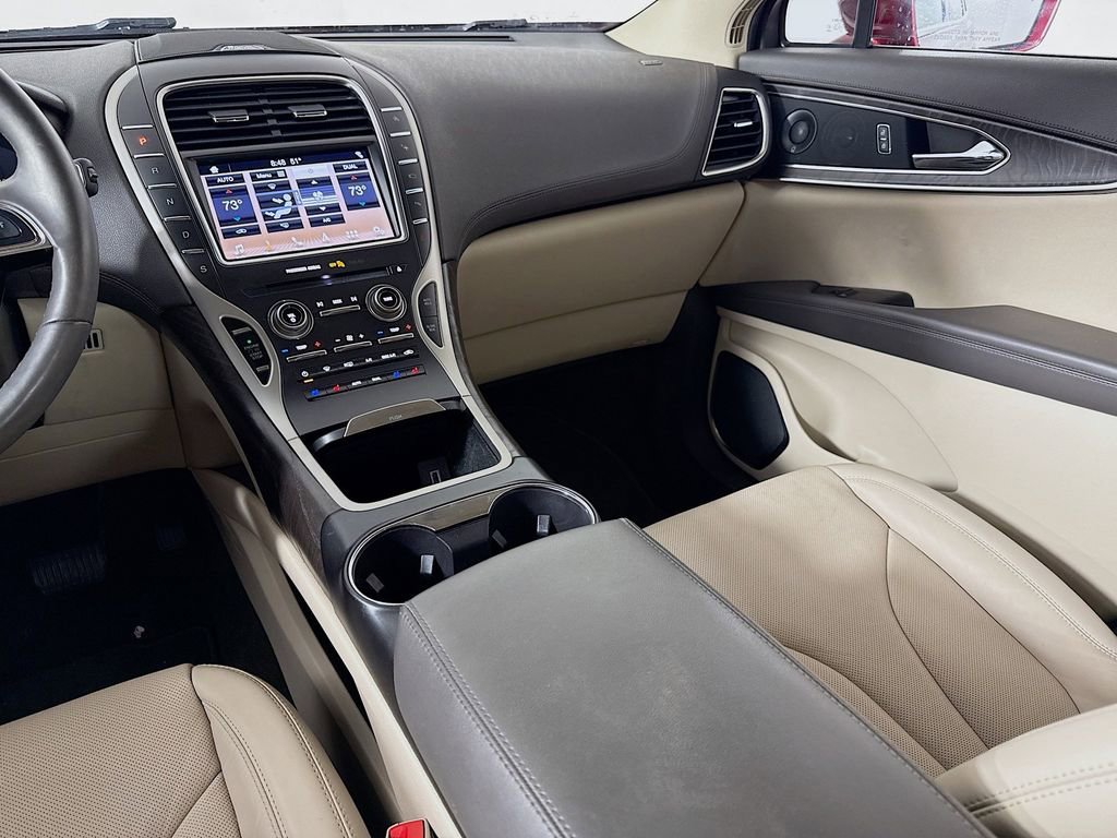 Used 2019 Lincoln Nautilus Reserve image 25