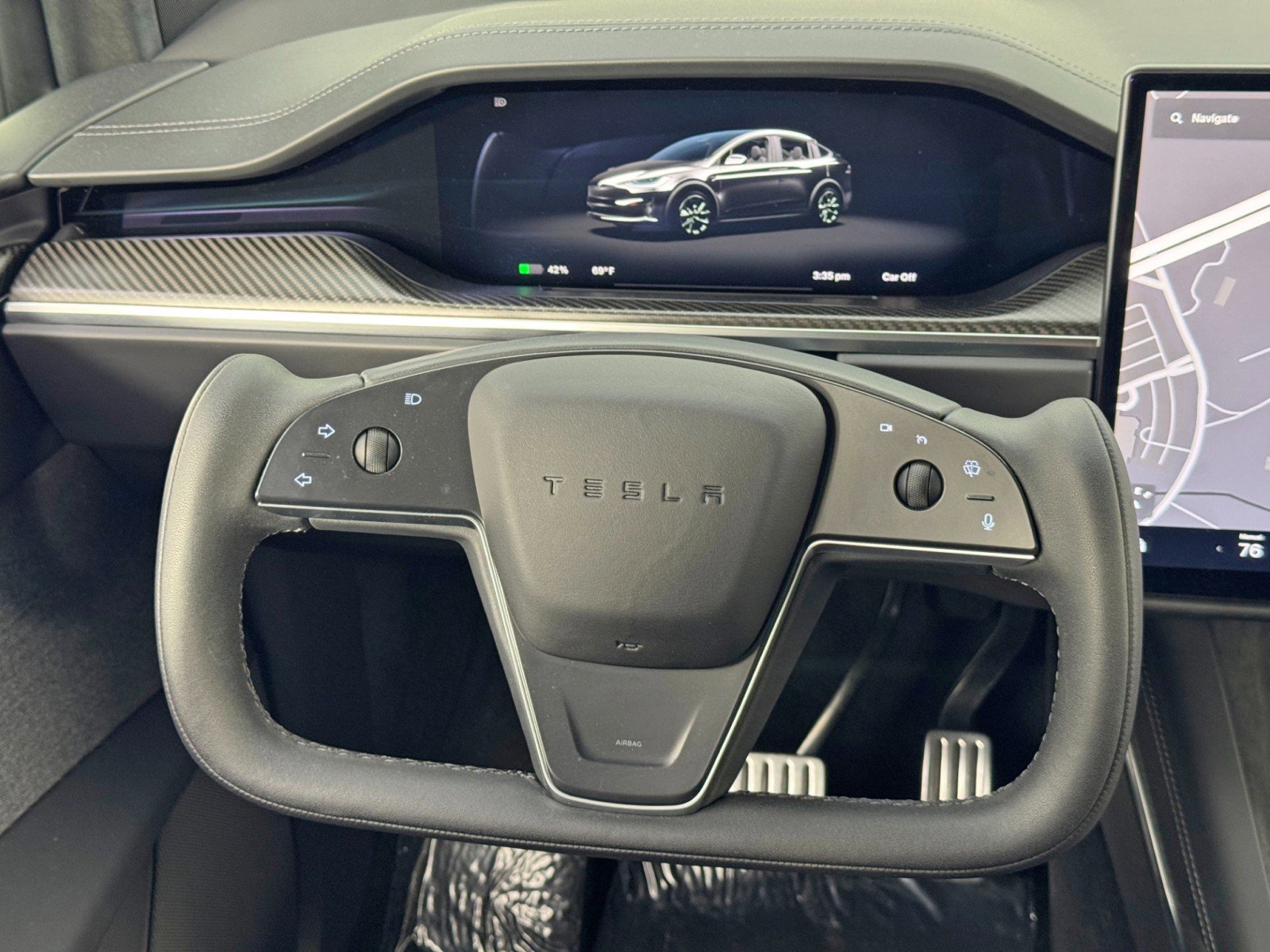 Used 2022 Tesla Model X Plaid image 18