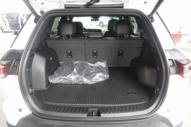 New 2026 Chevrolet Equinox ACTIV w/ Convenience Package III image 21