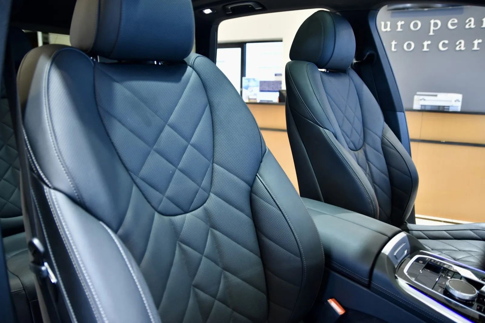 Used 2024 BMW X5 xDrive40i w/ M Sport Package image 27