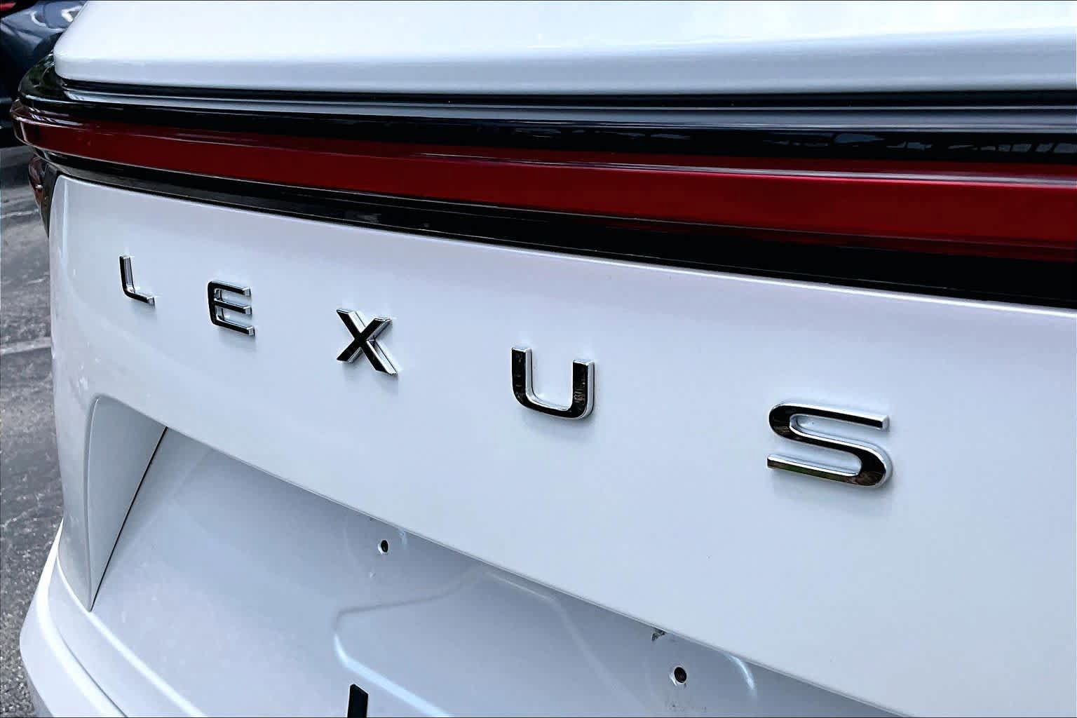 Used 2025 Lexus NX 250 FWD w/ Cold Area Package image 31