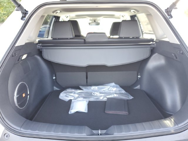 New 2026 Toyota Corolla Cross XLE w/ Convenience Package FWD image 7
