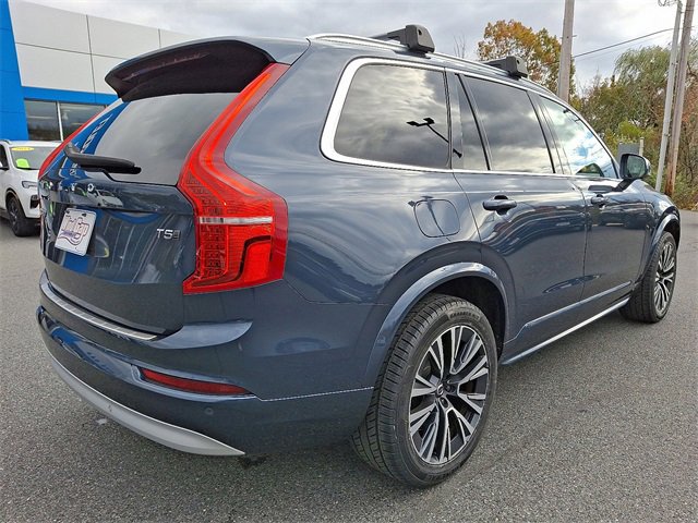 Used 2022 Volvo XC90 T5 Momentum w/ Climate Package image 6