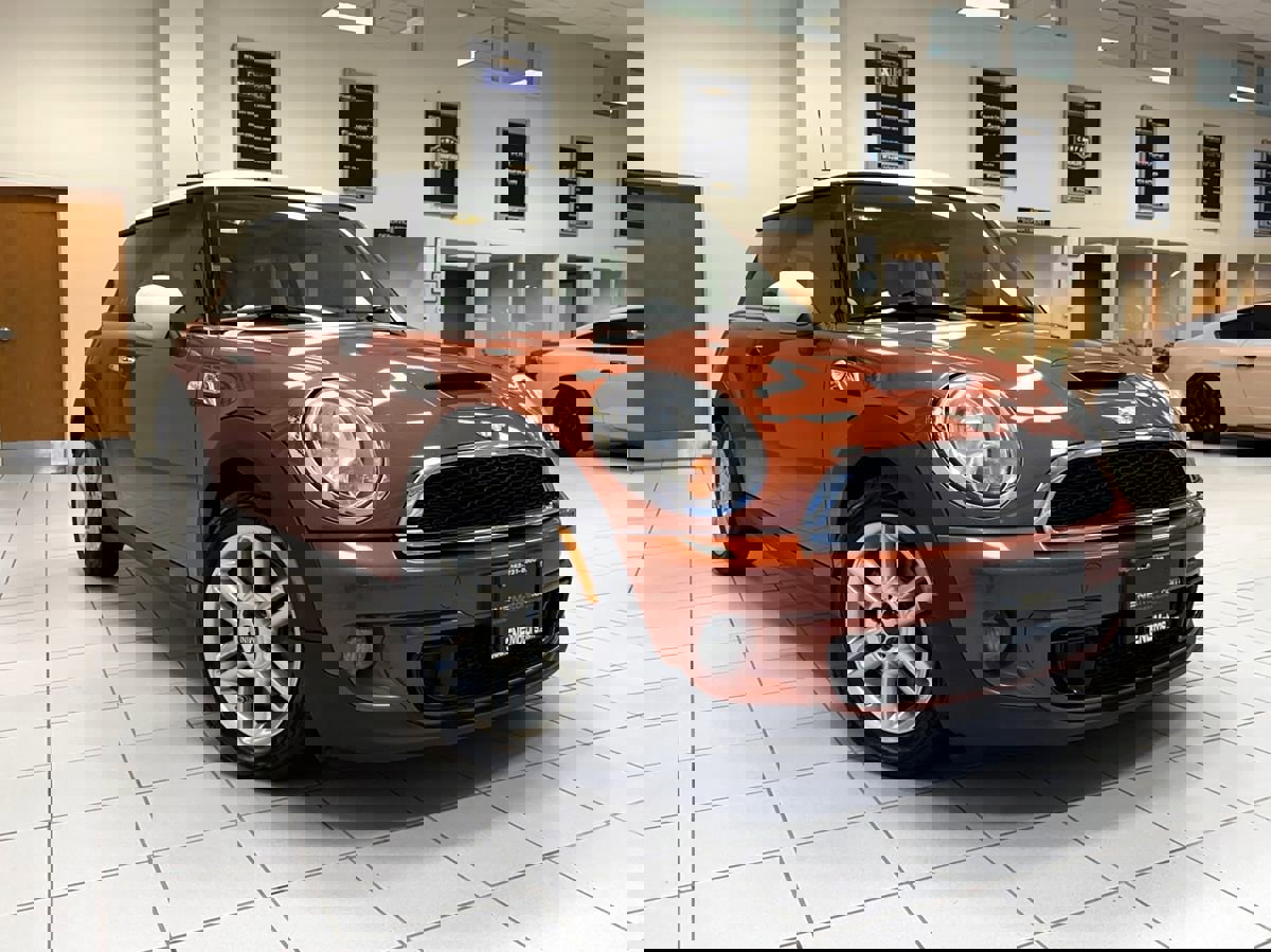 Used 2011 MINI Cooper S image 12