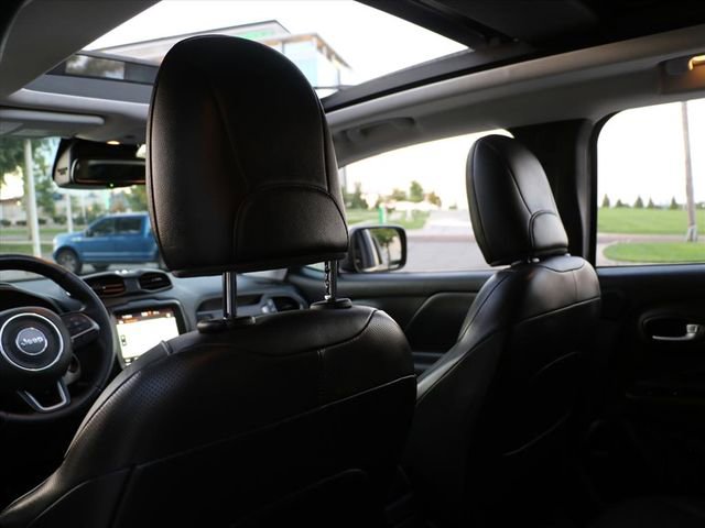 Used 2021 Jeep Renegade Limited w/ Sun & Sound Group image 12