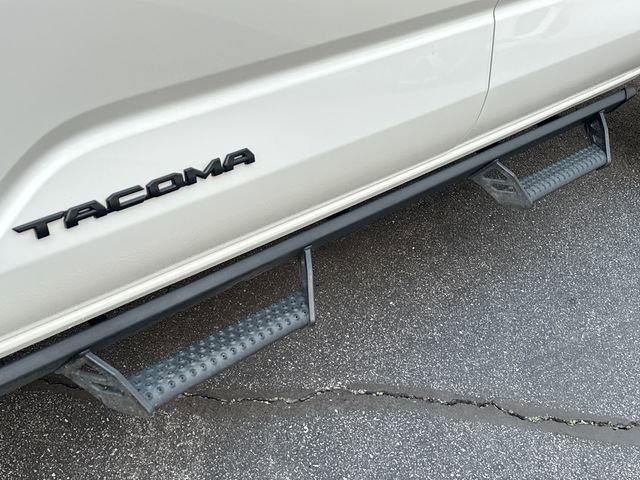 Used 2024 Toyota Tacoma TRD Sport image 9