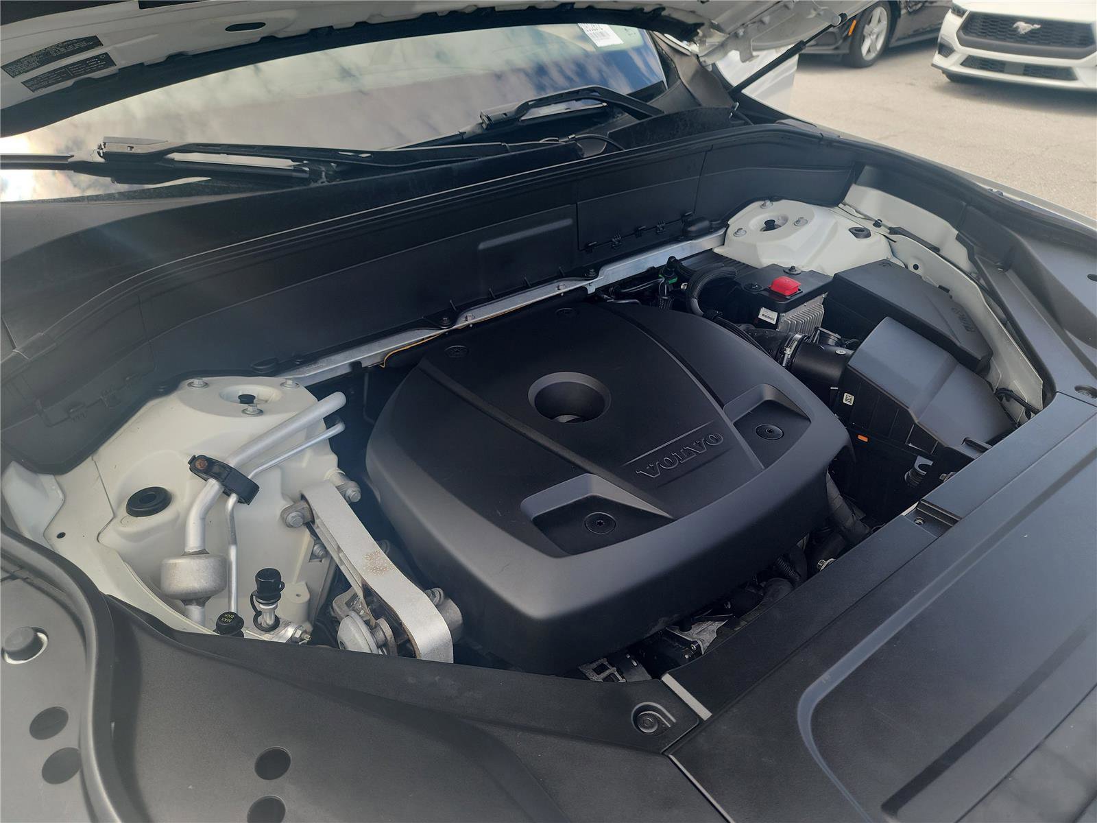 Used 2019 Volvo XC90 T5 Momentum FWD image 11