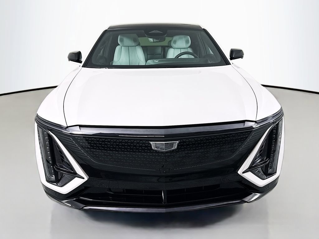 Used 2025 Cadillac Lyriq Sport image 6