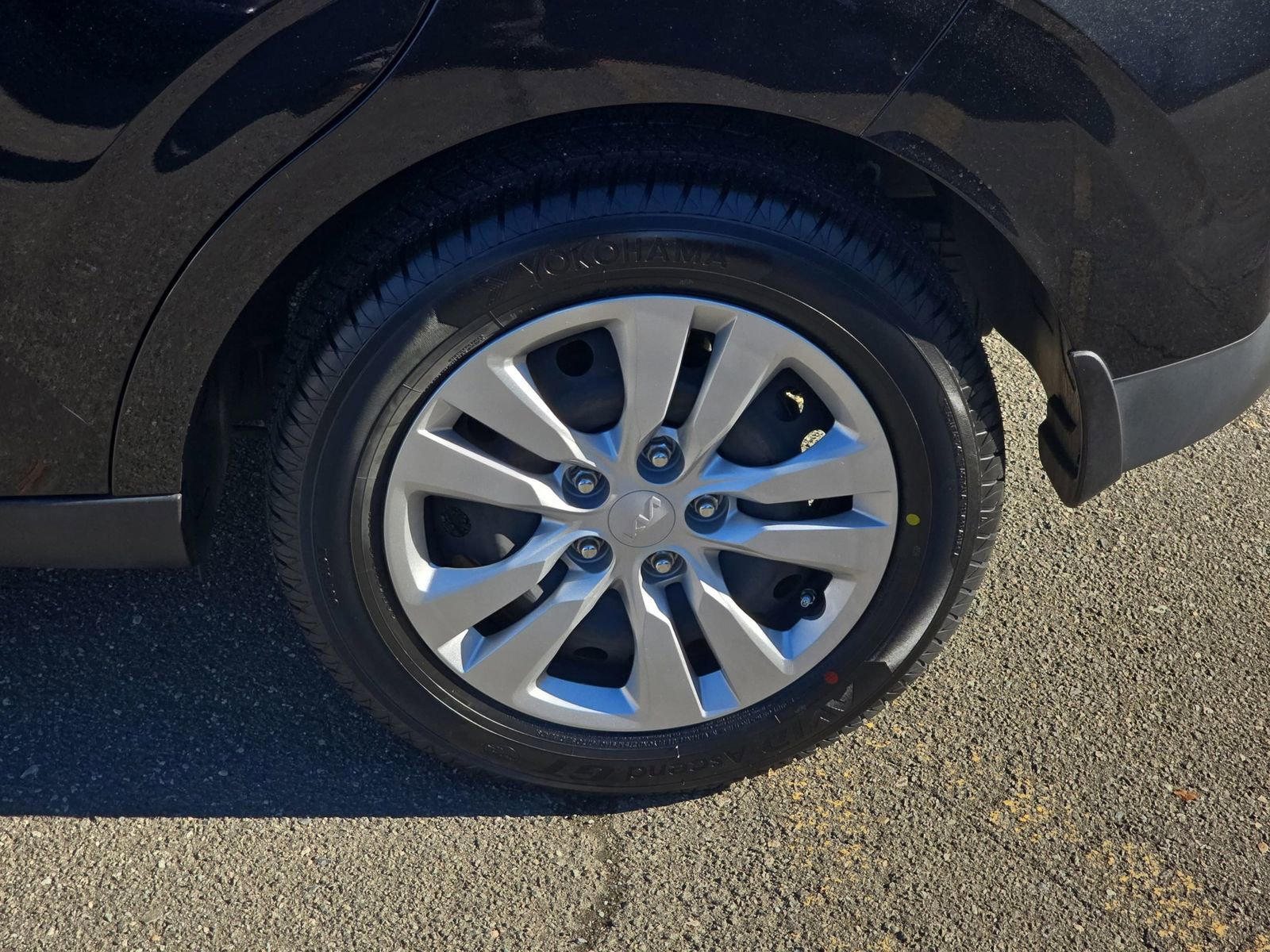 Used 2023 Kia Soul LX image 36