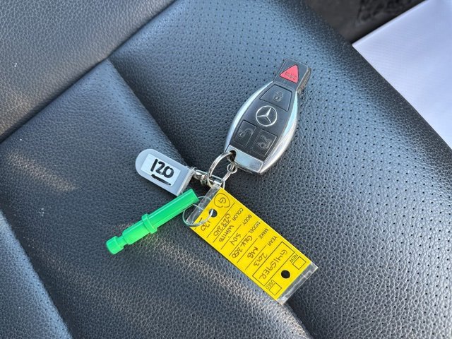 Used 2013 Mercedes-Benz GLK 350 4MATIC image 51