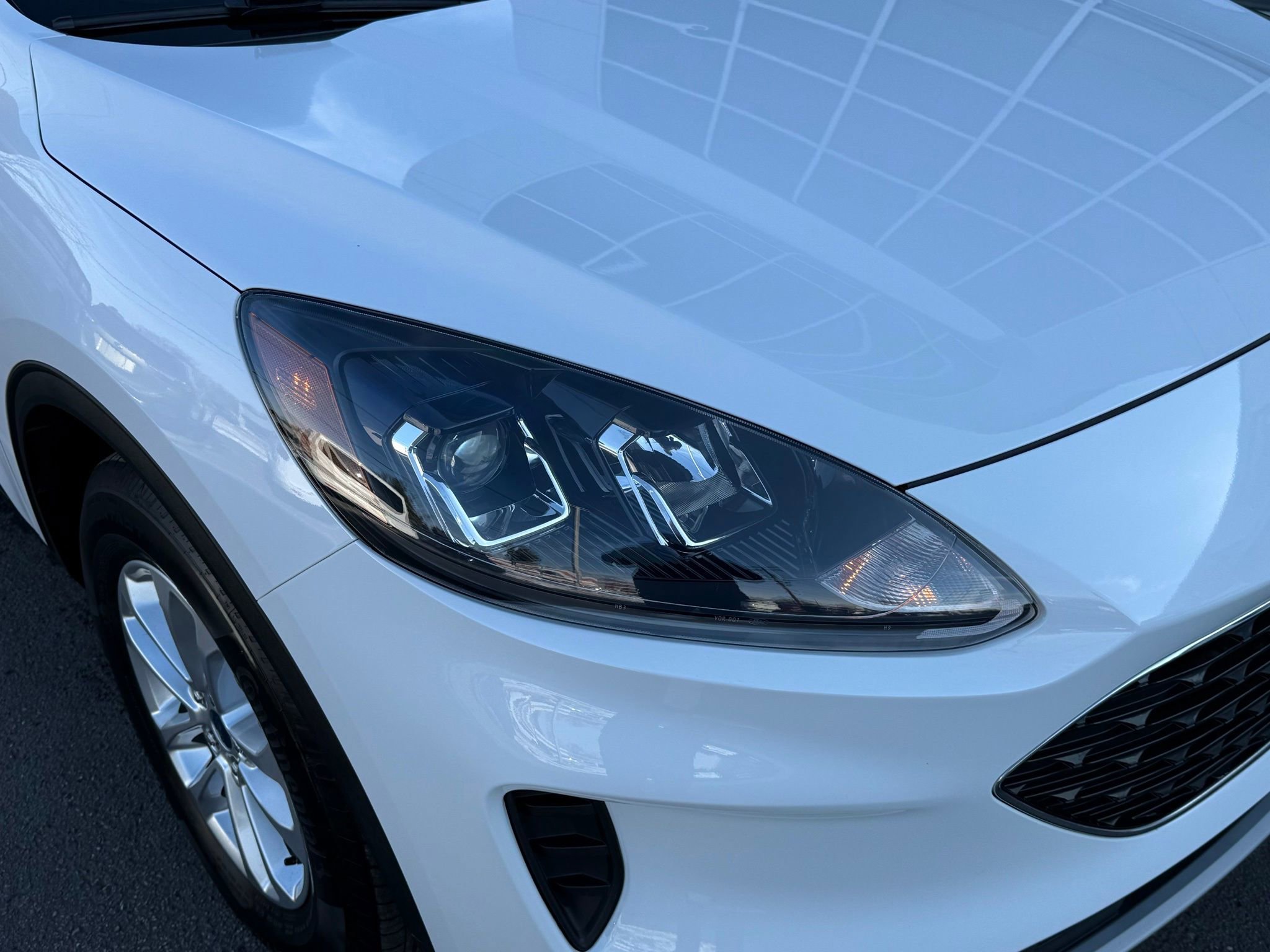 Used 2022 Ford Escape SE image 14