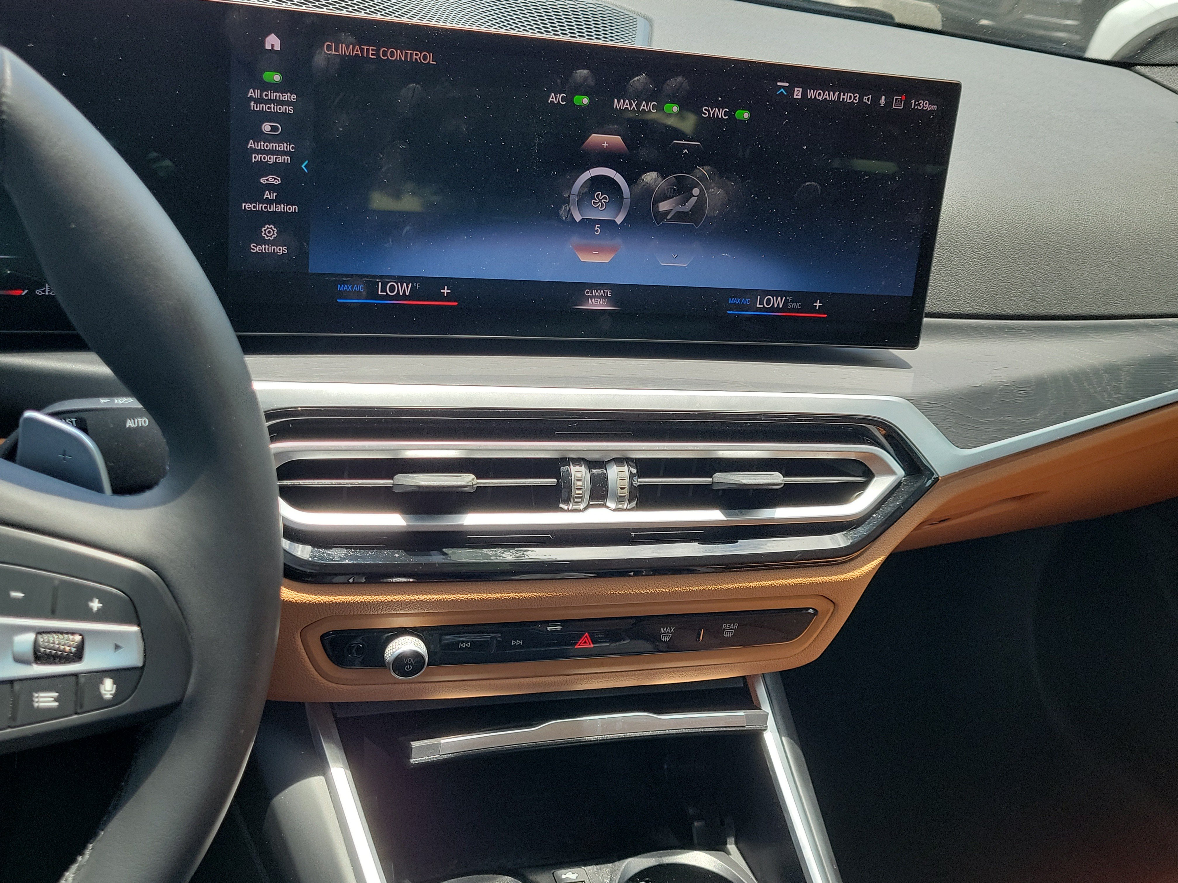 Used 2024 BMW 330i Sedan w/ Convenience Package RWD image 24