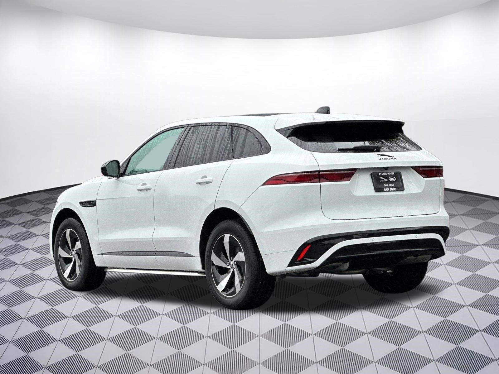 New 2025 Jaguar F-PACE R-Dynamic S AWD/4WD image 2